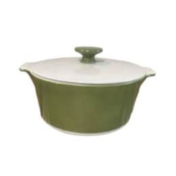 VTG Corning Ware Avacado Green 2.5qt Casserole dish. - Picture 1 of 4